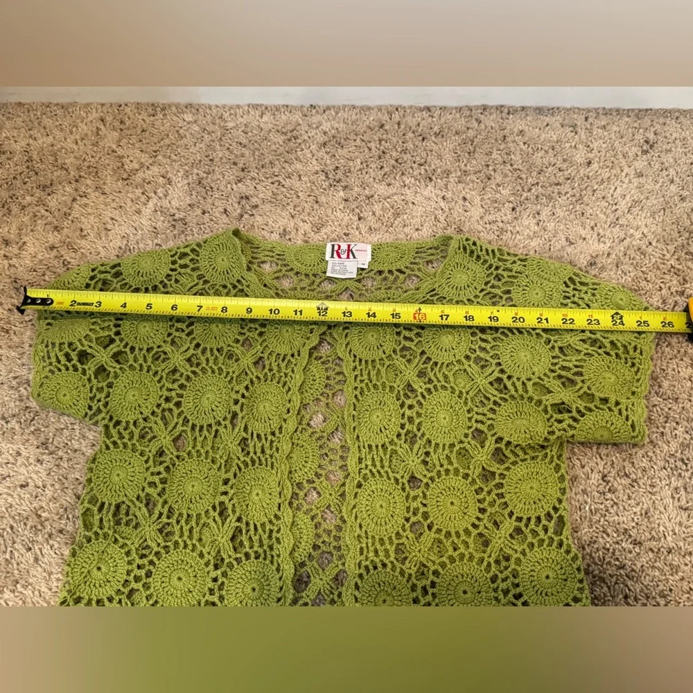 Vintage 90s Boho Crochet Olive Green Open Knit Top - Picture 6 of 7